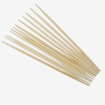Bastões de bambu Rikyu Sushi descartáveis em cores naturais para ocasião de churrasco
