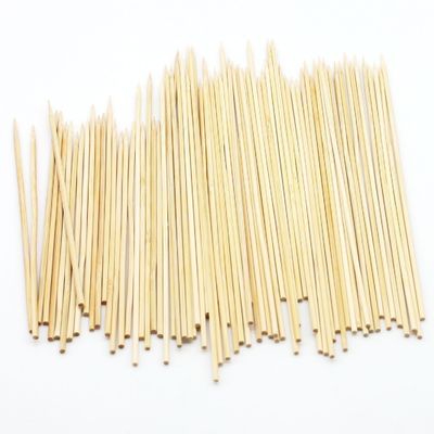 Fácil de limpar Espigas de bambu descartáveis Cor natural com embalagem personalizável