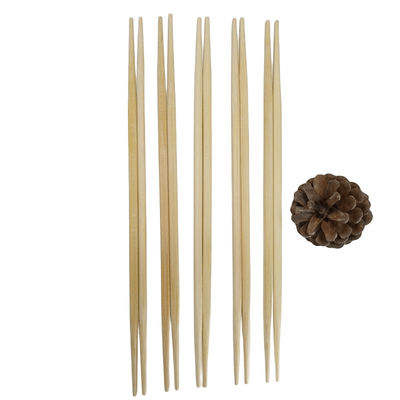 Bastões de bambu Rikyu Sushi descartáveis em cores naturais para ocasião de churrasco